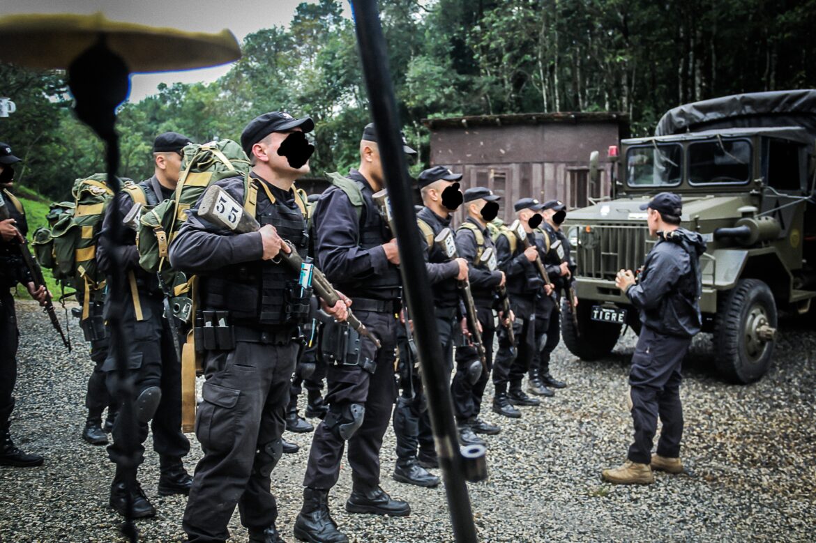 CURSO DE OPERAÇÕES ESPECIALISTAS EM OPINIÕES